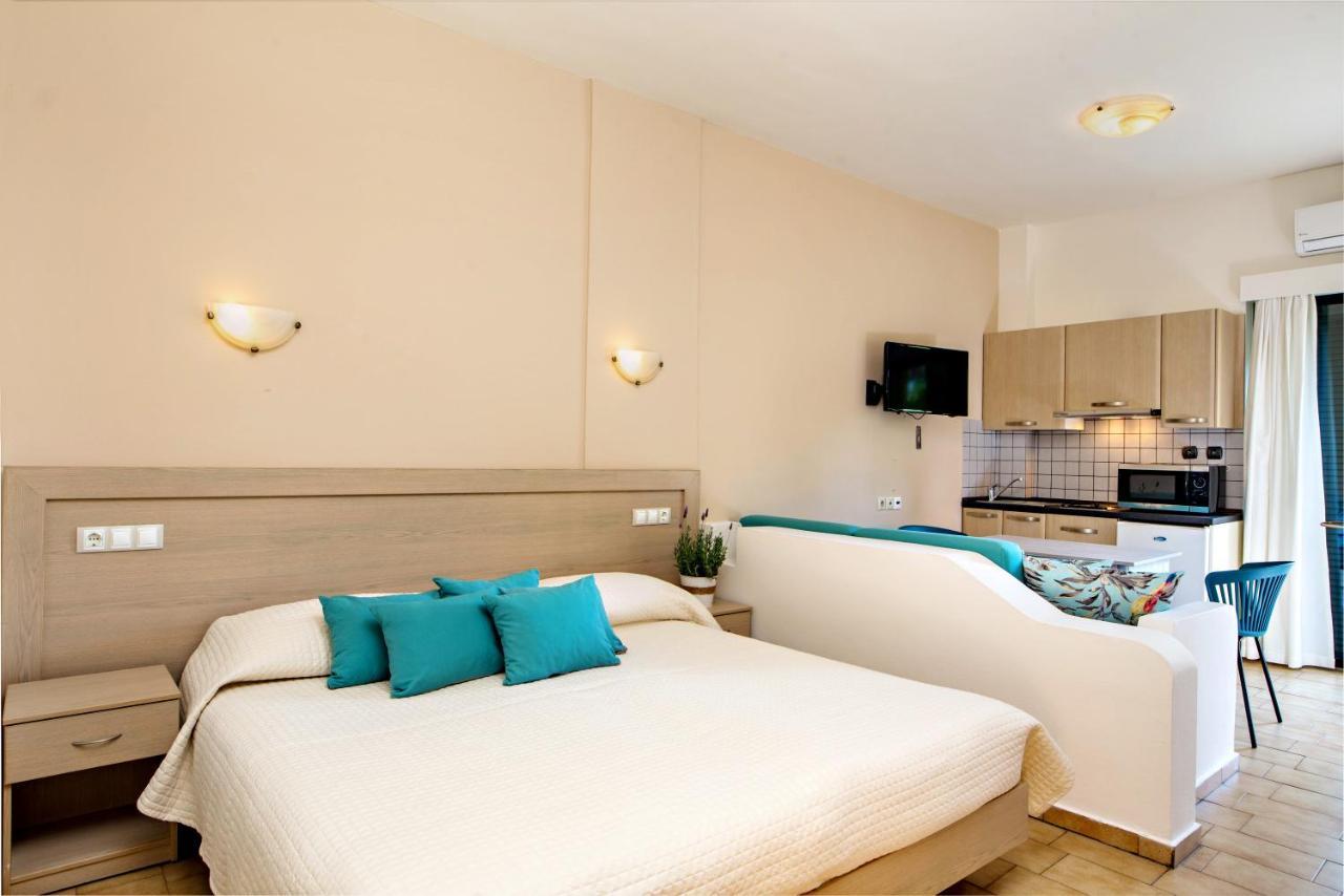 Lefka Apartments Parigoria Exterior photo