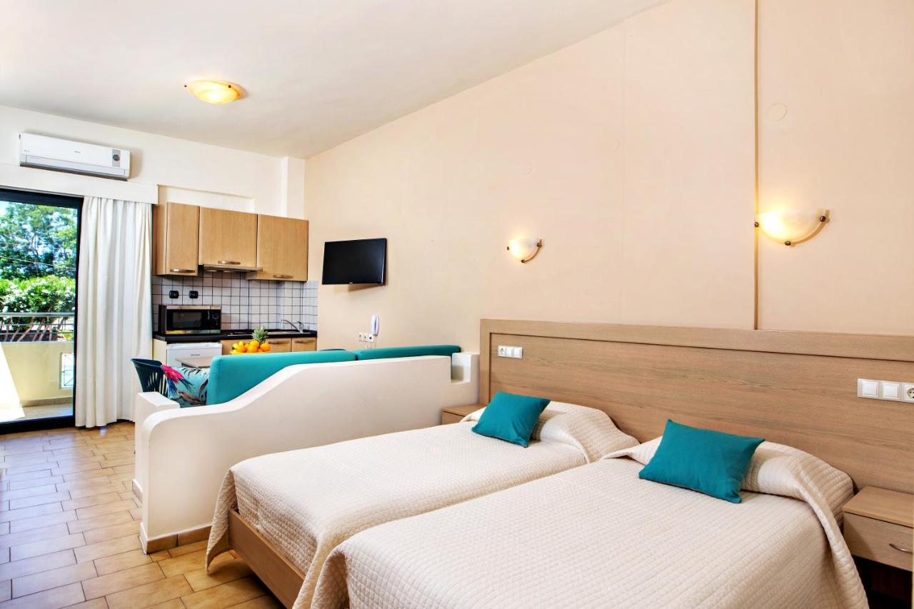 Lefka Apartments Parigoria Exterior photo