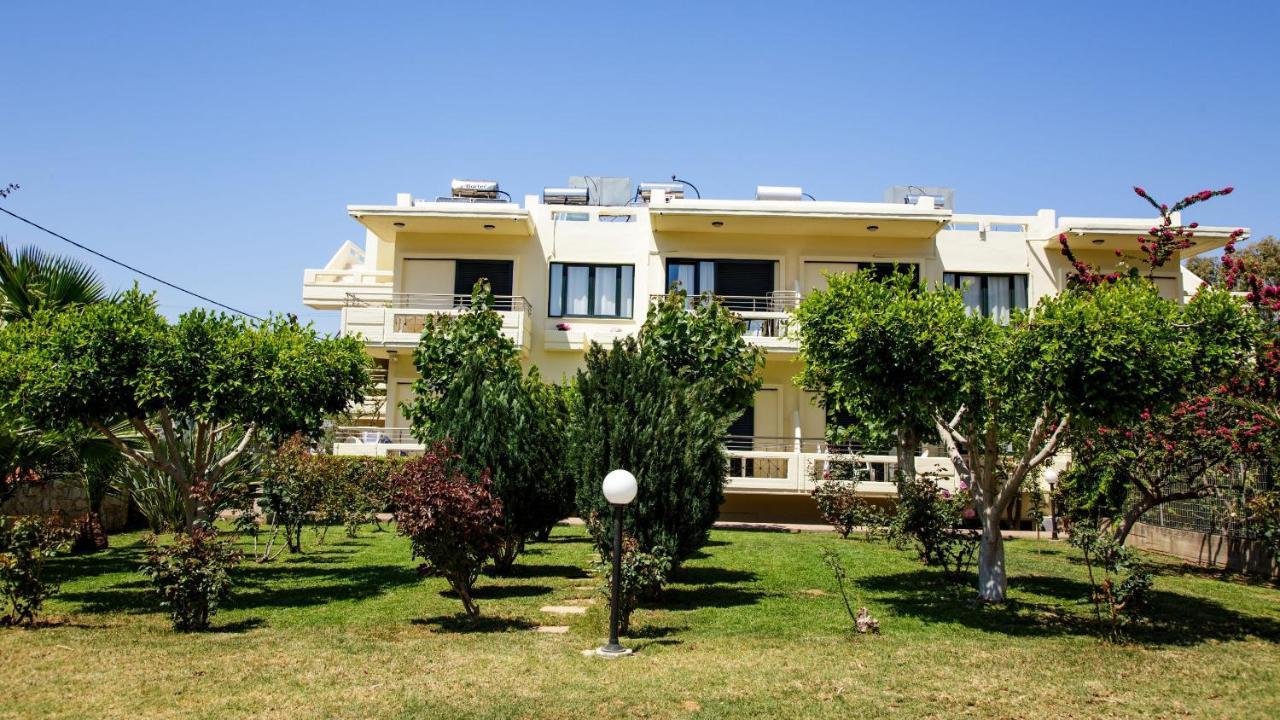 Lefka Apartments Parigoria Exterior photo